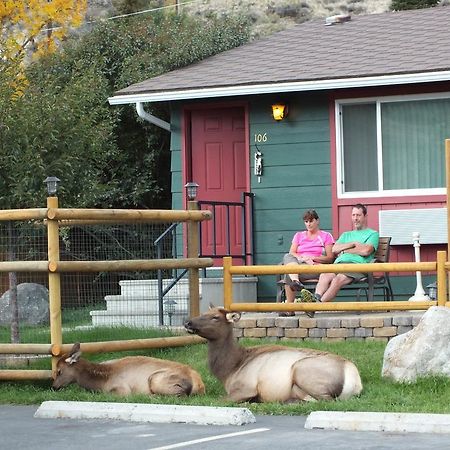 Yellowstone Gateway Inn Gardiner Exteriér fotografie